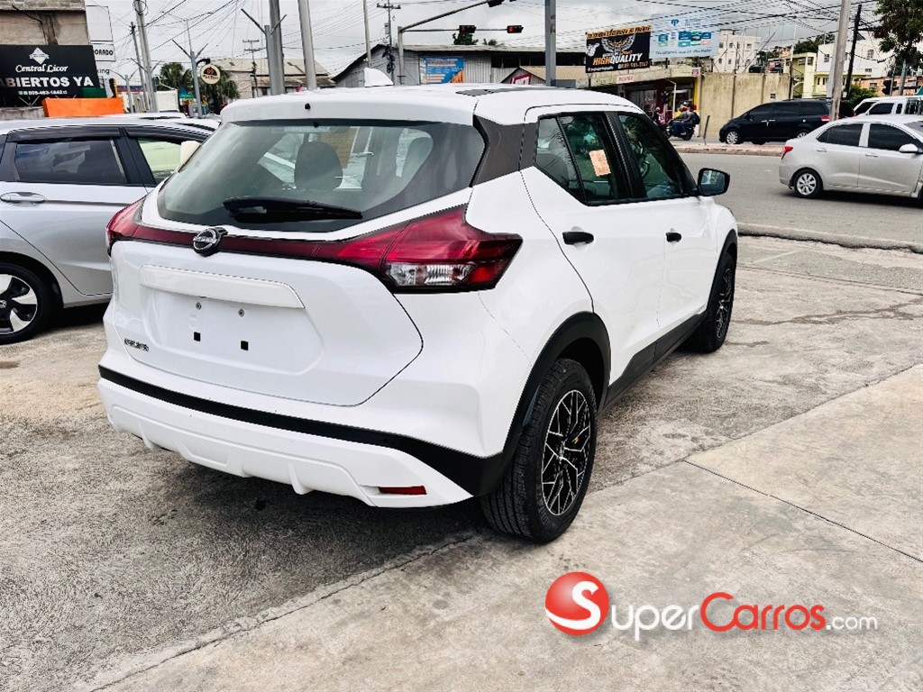 2022 Nissan Kicks — foto 5 / 12