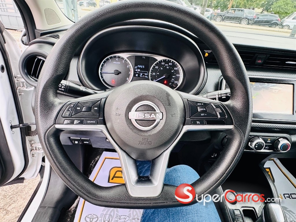2022 Nissan Kicks — foto 12 / 12
