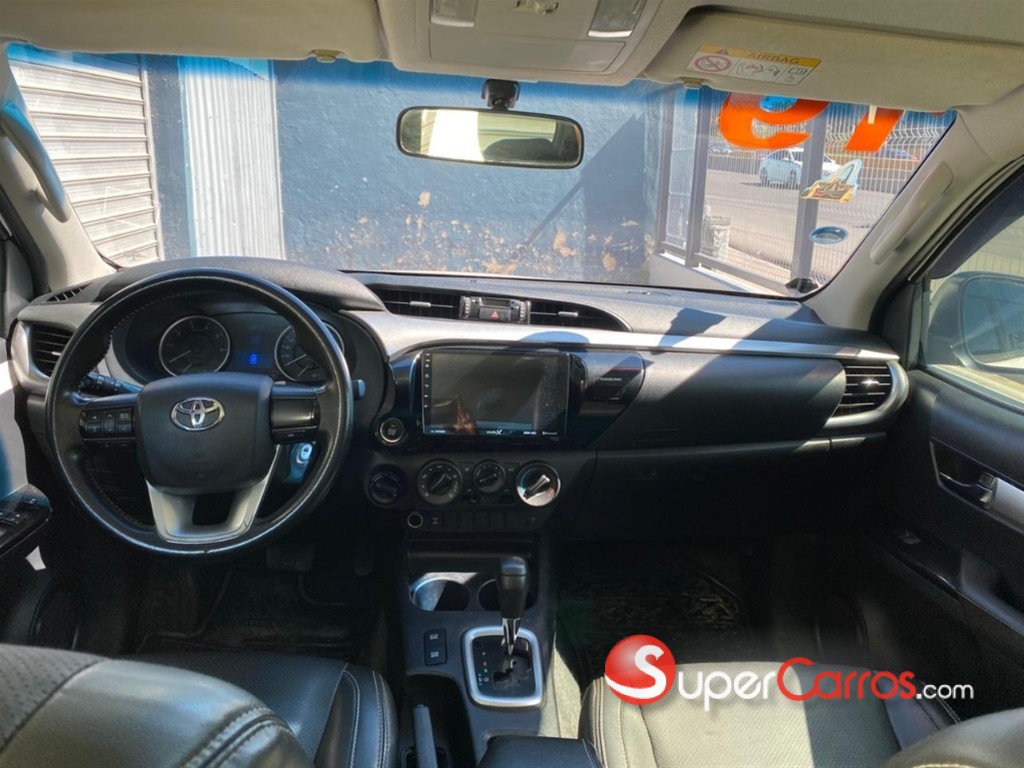 2019 Toyota Hilux SRV — foto 6 / 11