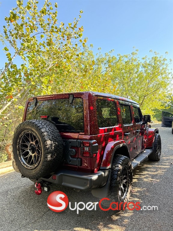 2022 Jeep Wrangler Sahara — foto 5 / 12