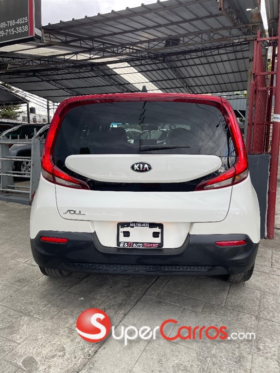 2021 Kia Soul LX — foto 10 / 10
