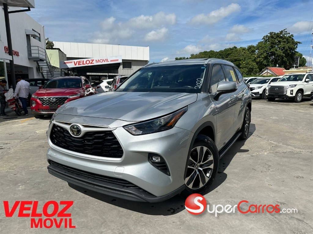 2022 Toyota Highlander XLE