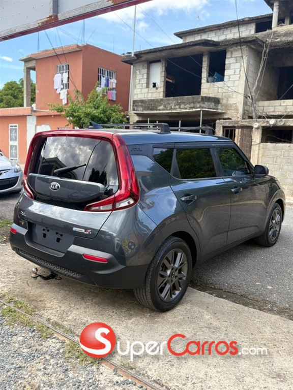 2021 Kia Soul S — foto 7 / 12