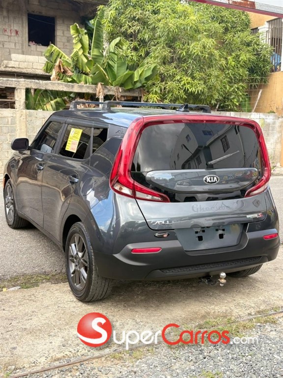 2021 Kia Soul S — foto 9 / 12