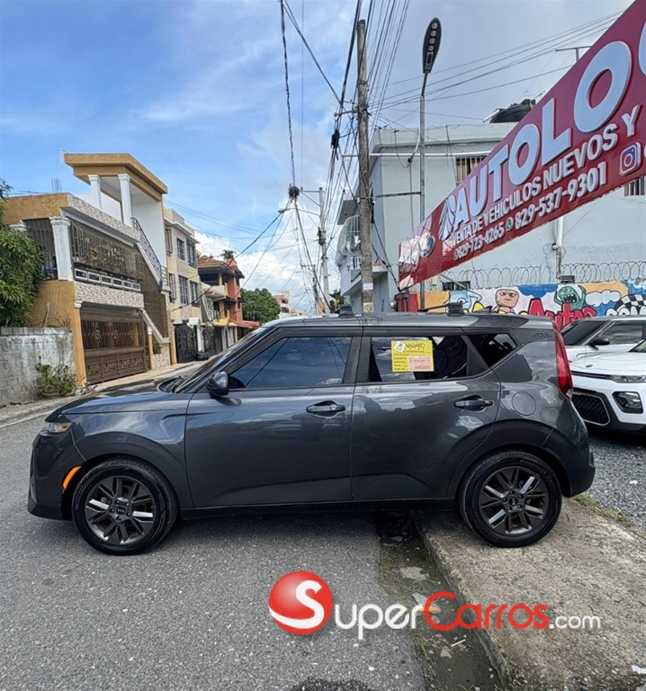 2021 Kia Soul S — foto 10 / 12