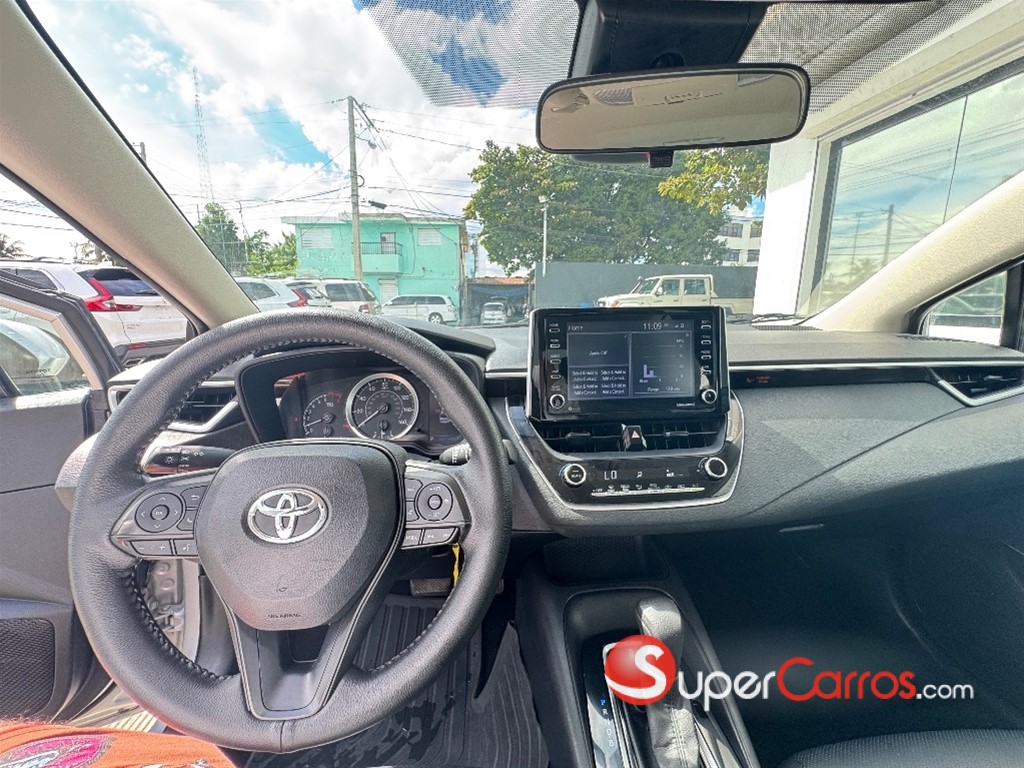 2021 Toyota Corolla LE — foto 4 / 9