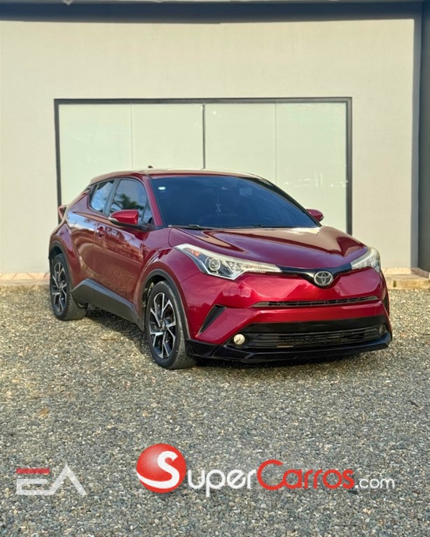 2018 Toyota C-HR XLE — foto 2 / 7