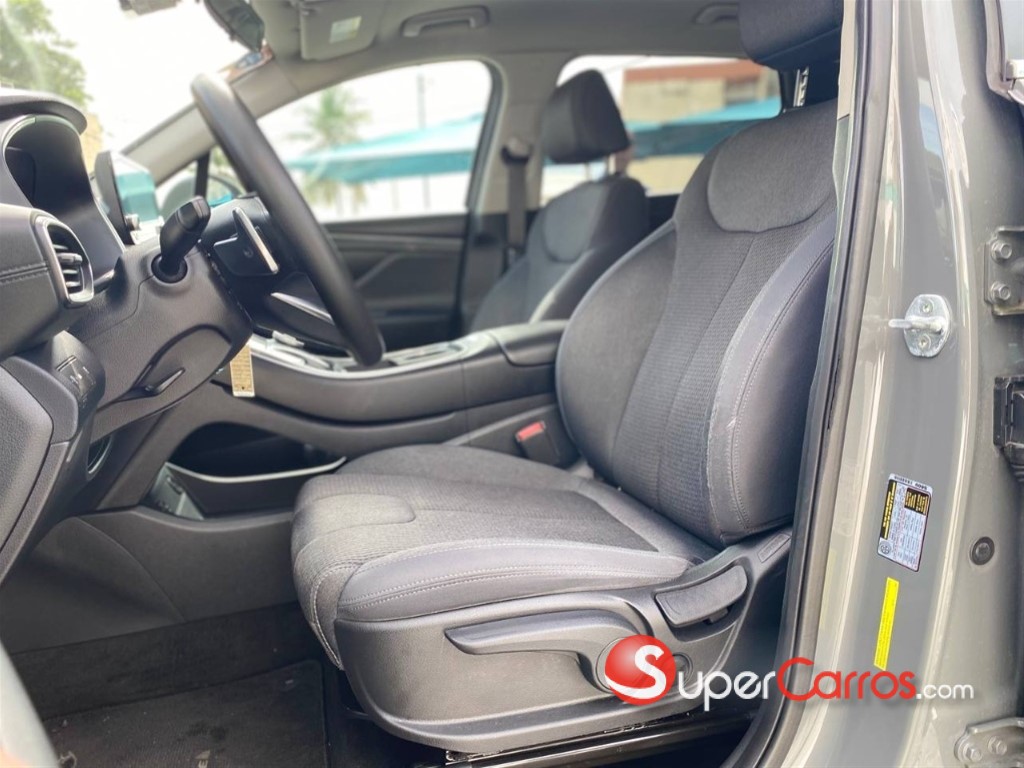 2021 Hyundai Santa Fe SE — foto 6 / 11