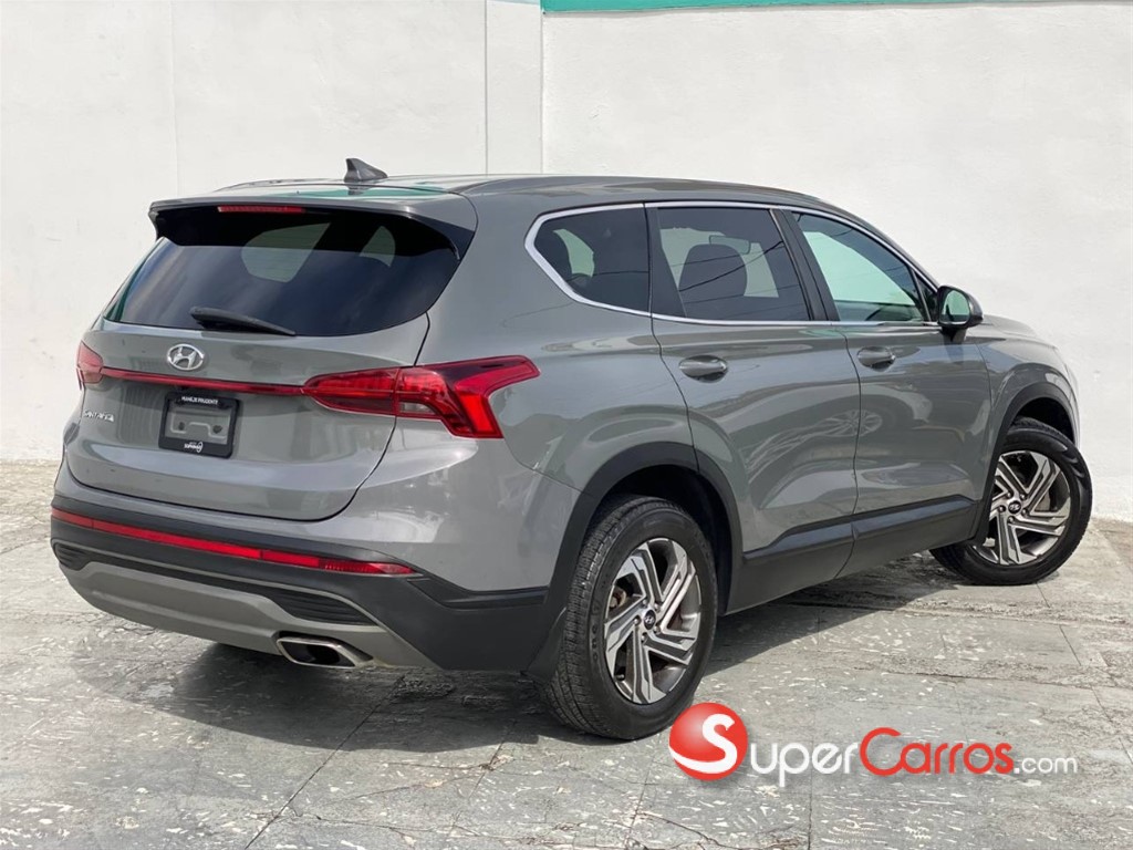 2021 Hyundai Santa Fe SE — foto 8 / 11