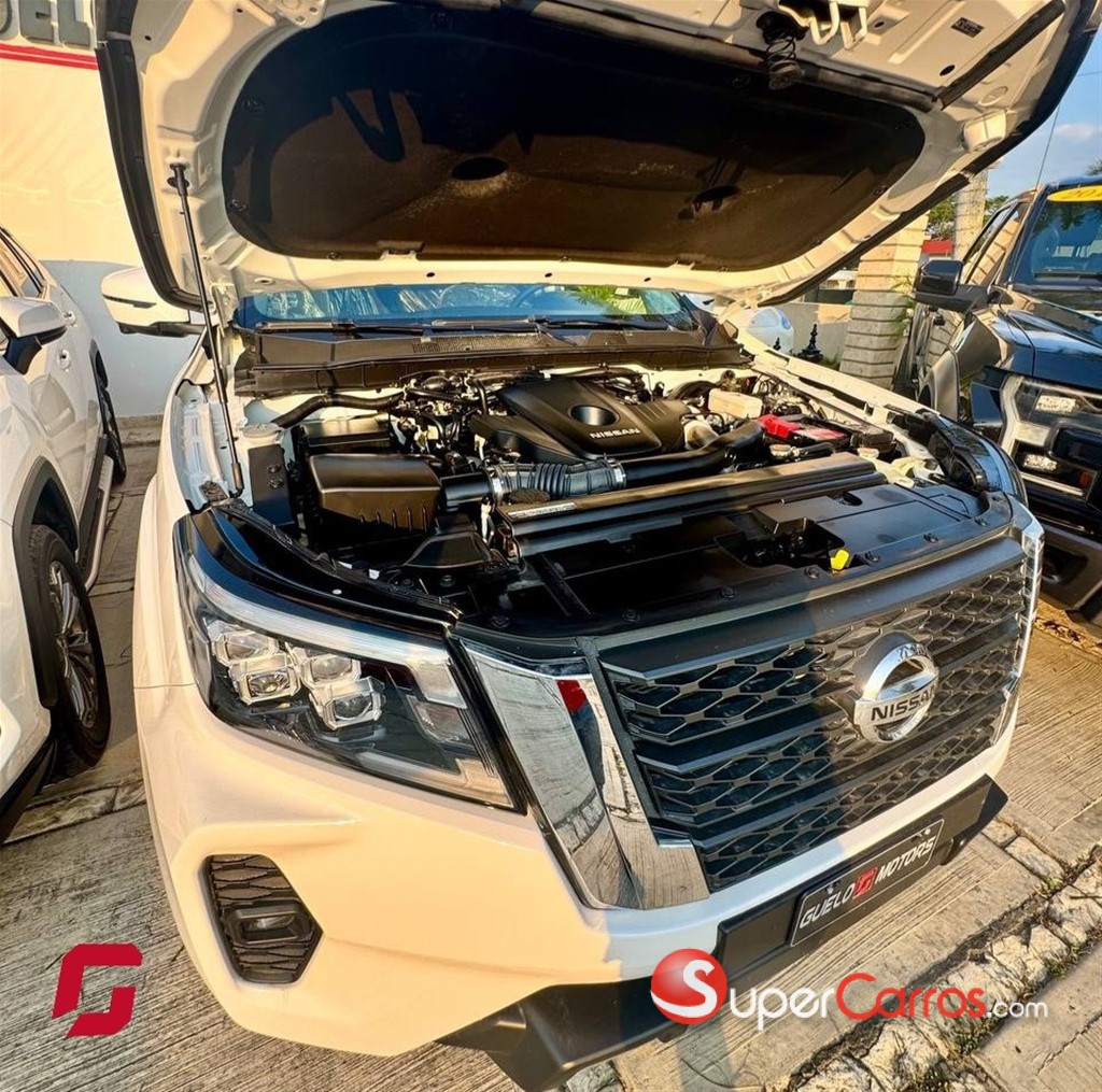 2025 Nissan Navara LE — foto 4 / 12