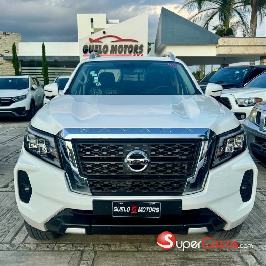 2025 Nissan Navara LE — foto 9 / 12