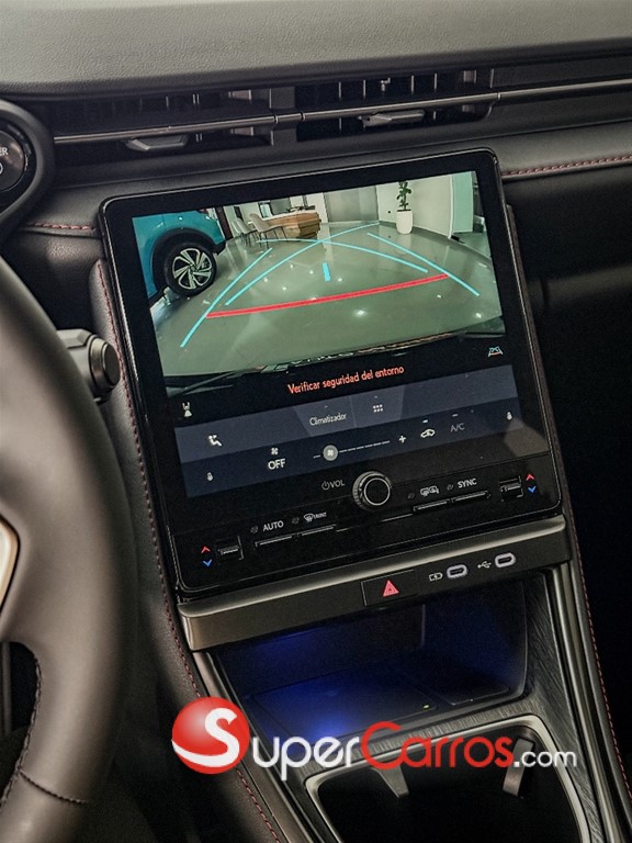 2025 Lexus LBX ActiveFull — foto 6 / 11