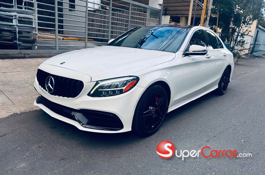 2019 Mercedes-Benz Clase C 300 AMG 4Matic
