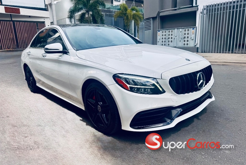 2019 Mercedes-Benz Clase C 300 AMG 4Matic — foto 3 / 12