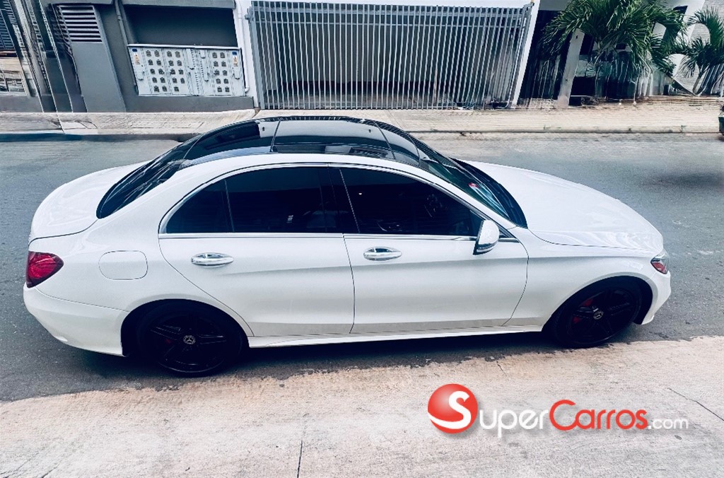 2019 Mercedes-Benz Clase C 300 AMG 4Matic — foto 7 / 12