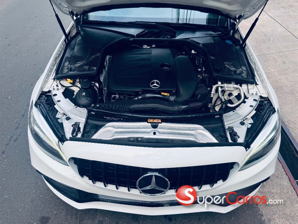 2019 Mercedes-Benz Clase C 300 4 Matic — foto 12 / 12