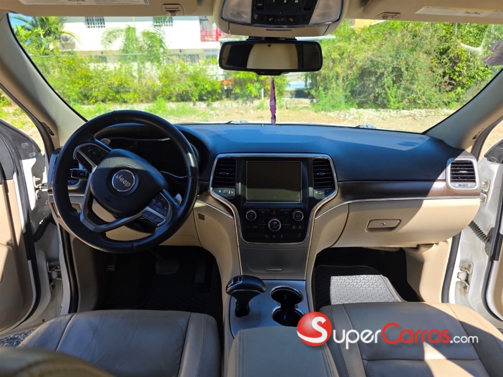2015 Jeep Grand Cherokee Limited — foto 9 / 12