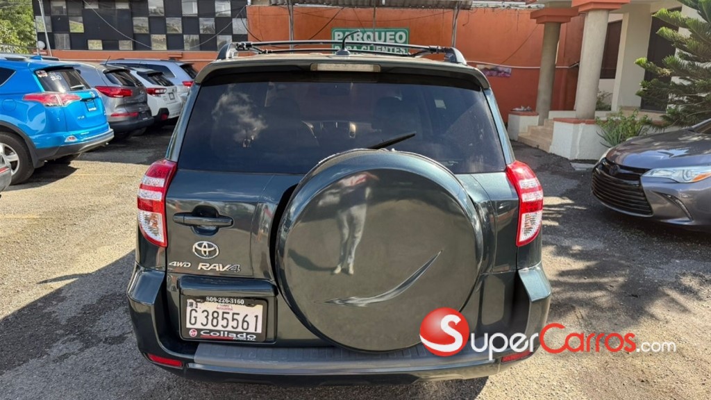 2011 Toyota RAV4 — foto 2 / 9