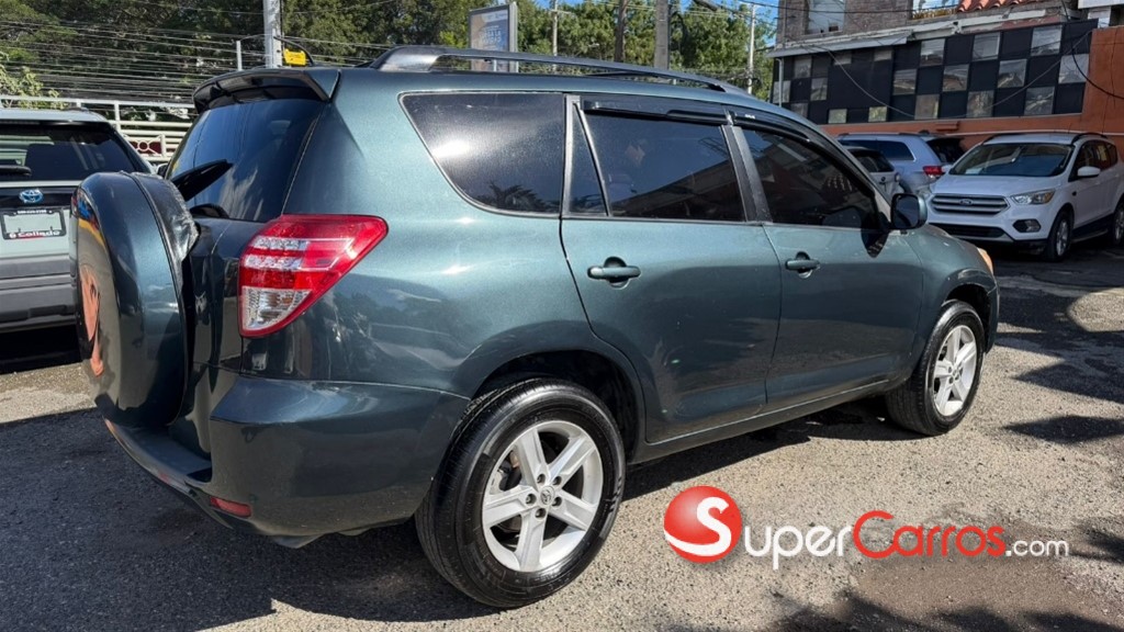 2011 Toyota RAV4 — foto 6 / 9