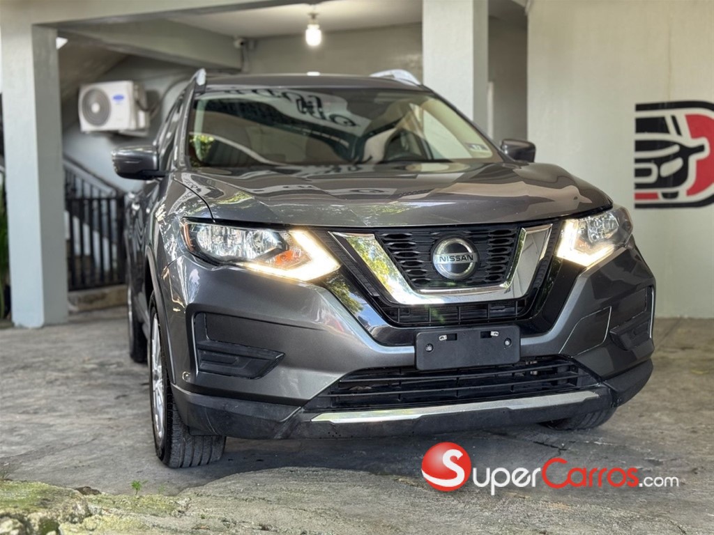 2019 Nissan Rogue SV — foto 6 / 11