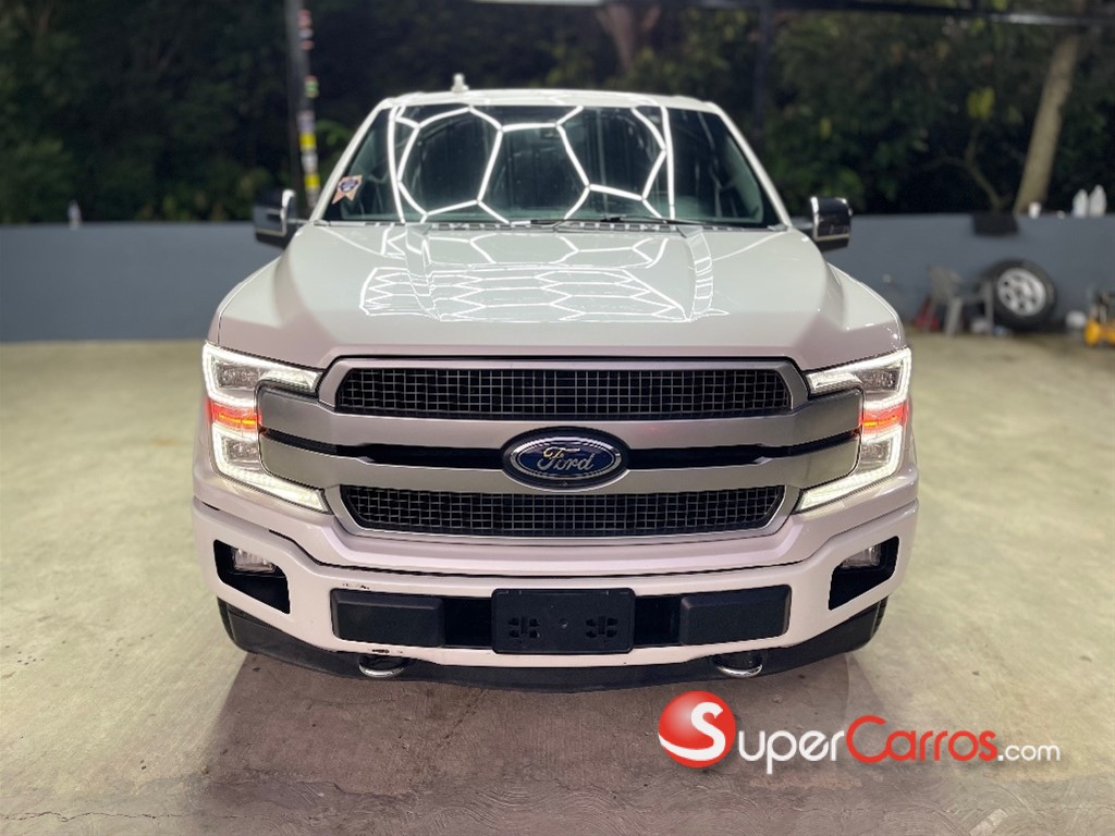 2018 Ford F 150 Platinum — foto 2 / 12