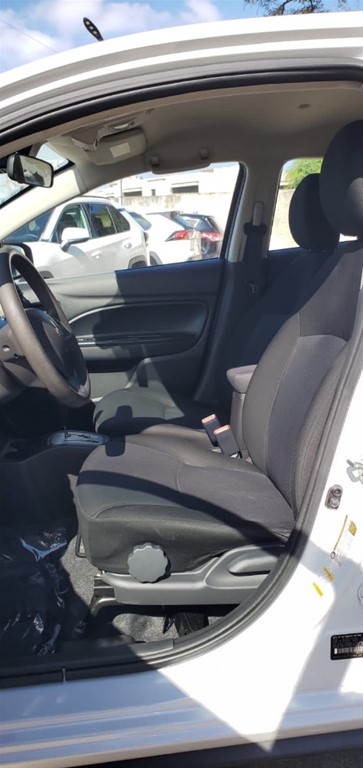 2021 Mitsubishi Motors Mirage G4 SE — foto 7 / 11