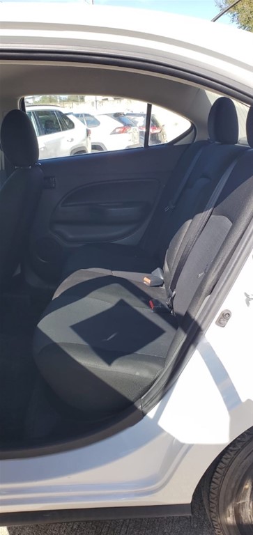 2021 Mitsubishi Motors Mirage G4 SE — foto 8 / 11