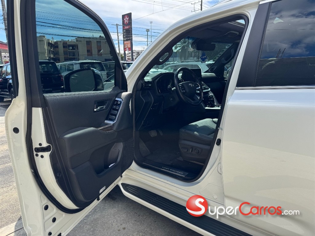 2023 Toyota Land Cruiser 70 ANIVERSARIO — foto 3 / 10