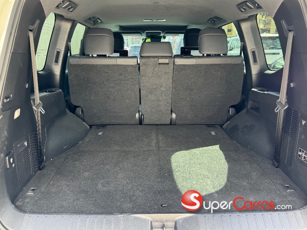 2023 Toyota Land Cruiser 70 ANIVERSARIO — foto 10 / 10