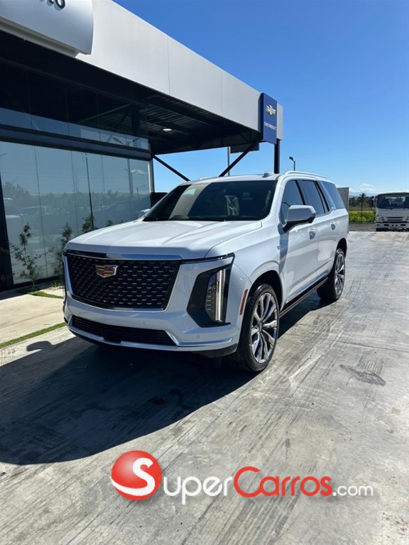 2026 Cadillac Escalade Luxury Short