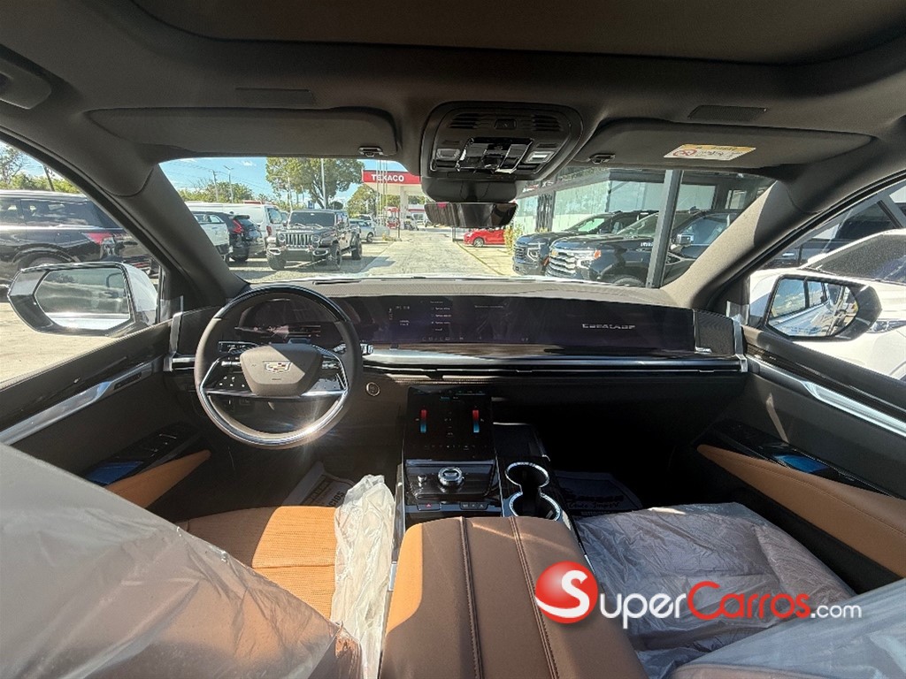 2026 Cadillac Escalade Luxury Short — foto 6 / 12
