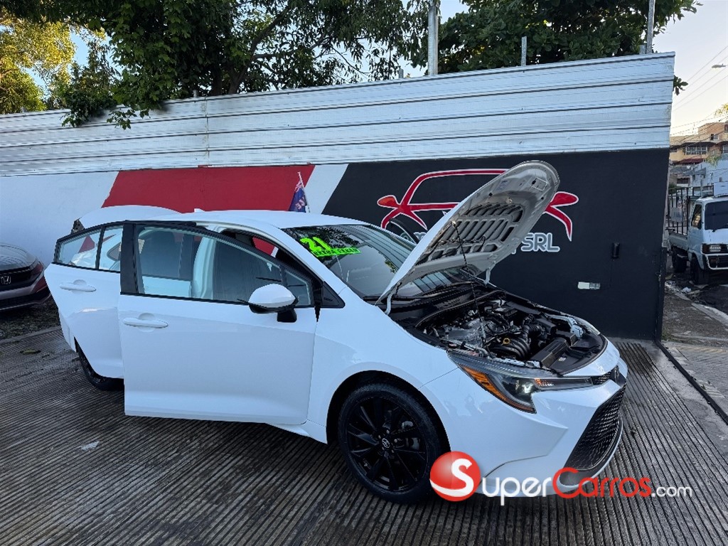 2021 Toyota Corolla LE Plus — foto 9 / 12
