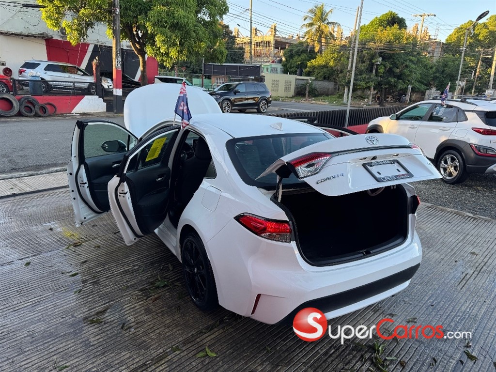 2021 Toyota Corolla LE Plus — foto 12 / 12