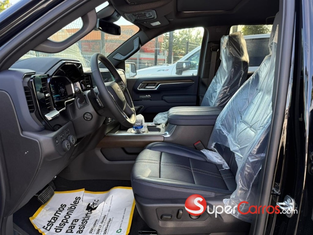 2026 Chevrolet Silverado High Country Duramax — foto 9 / 11