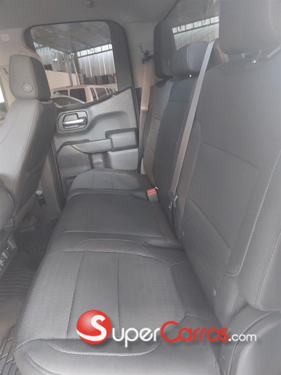 2020 Chevrolet Silverado 1500 LT — foto 6 / 7