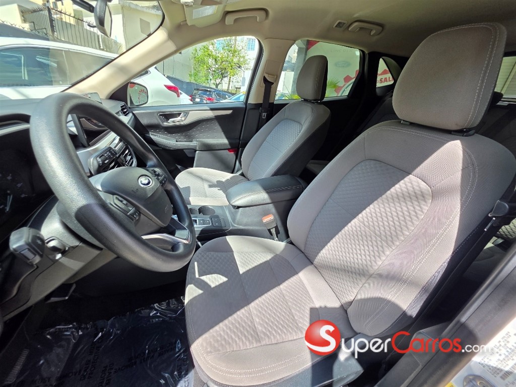 2020 Ford Escape SE Ecoboost — foto 9 / 10
