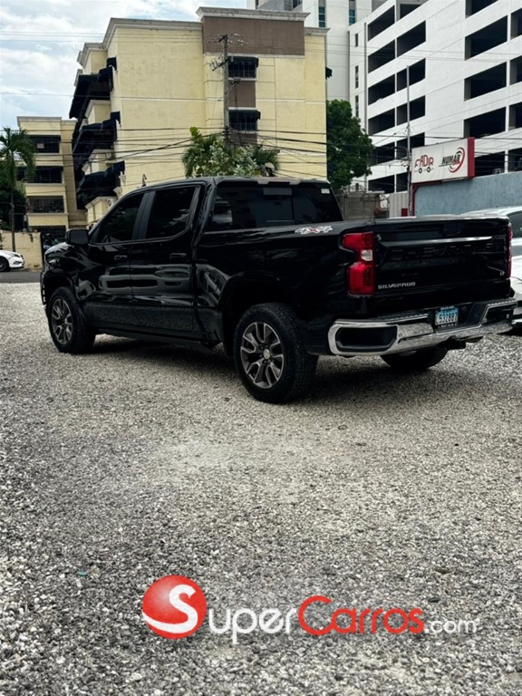 2020 Chevrolet Silverado 1500 LT — foto 3 / 11