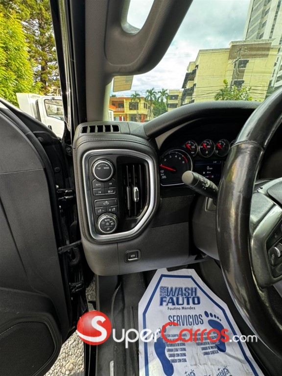 2020 Chevrolet Silverado 1500 LT — foto 8 / 11