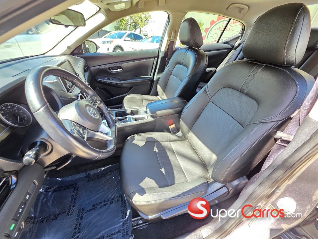 2020 Nissan Sentra SV — foto 7 / 10