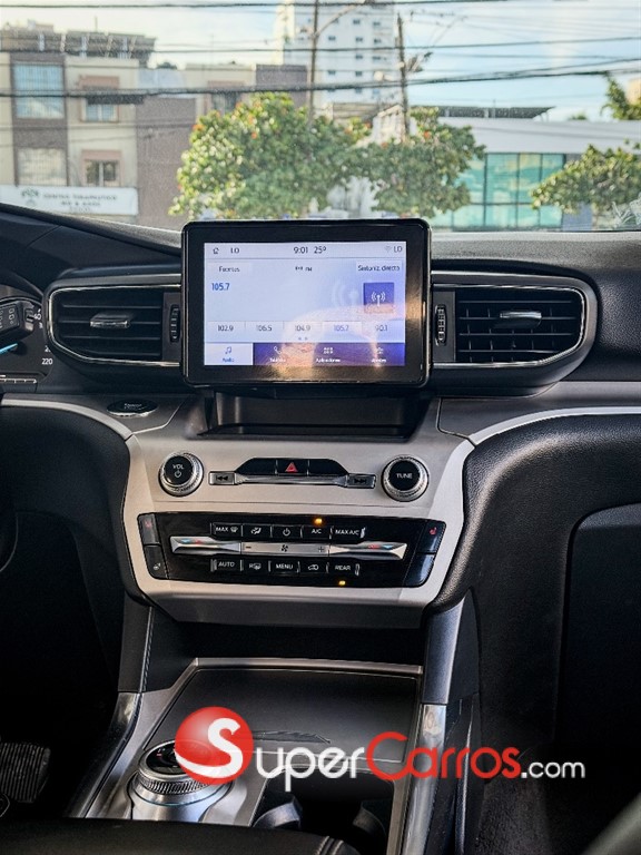 2022 Ford Explorer XLT — foto 7 / 12