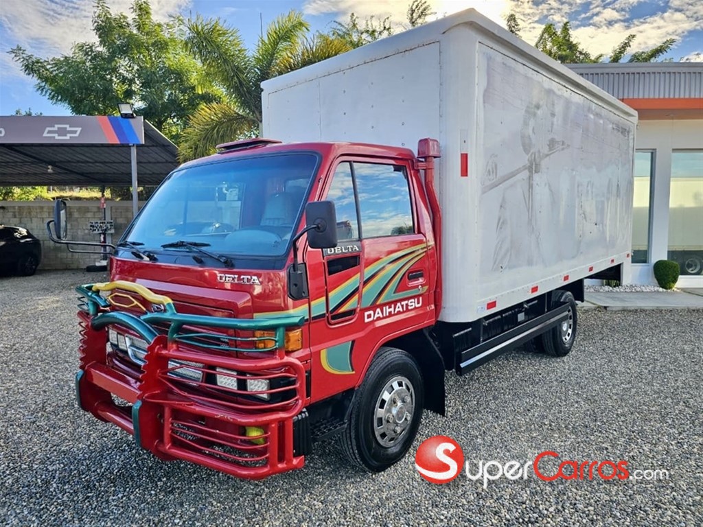 2009 Daihatsu Delta Furgon — foto 2 / 9
