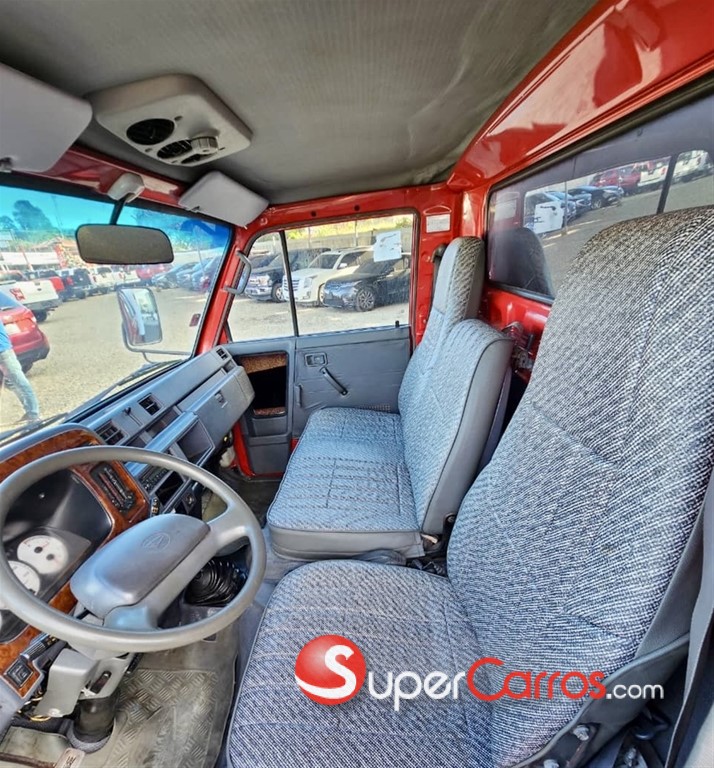 2009 Daihatsu Delta Furgon — foto 7 / 9