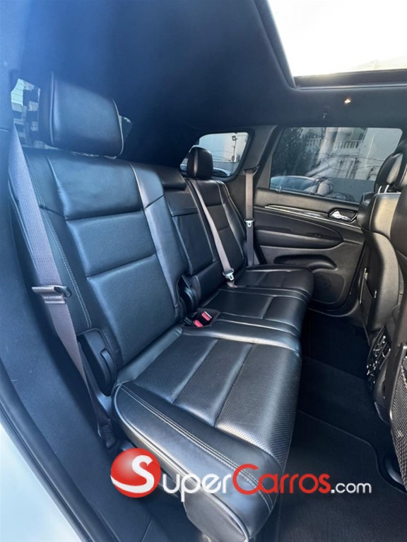 2020 Jeep Grand Cherokee Overland — foto 7 / 12