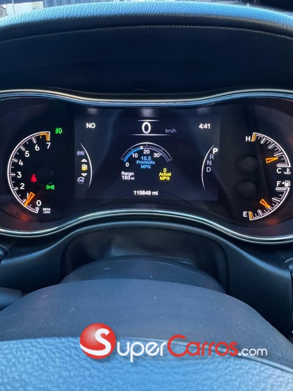 2020 Jeep Grand Cherokee Overland — foto 12 / 12