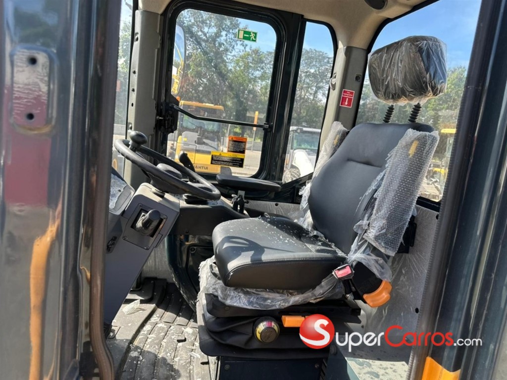 2023 Hyundai HL667VL — foto 4 / 11