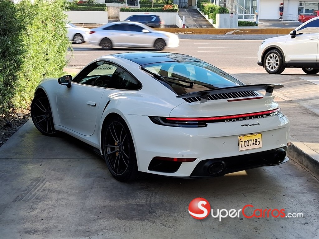 2021 Porsche 911 Turbo S — foto 4 / 10