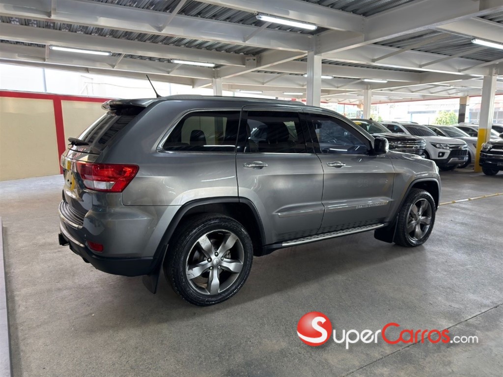 2012 Jeep Grand Cherokee Overland — foto 5 / 11