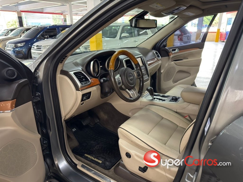 2012 Jeep Grand Cherokee Overland — foto 7 / 11