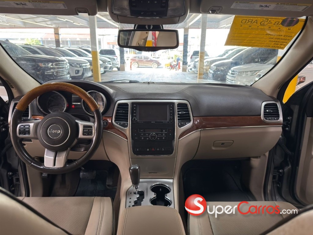 2012 Jeep Grand Cherokee Overland — foto 10 / 11