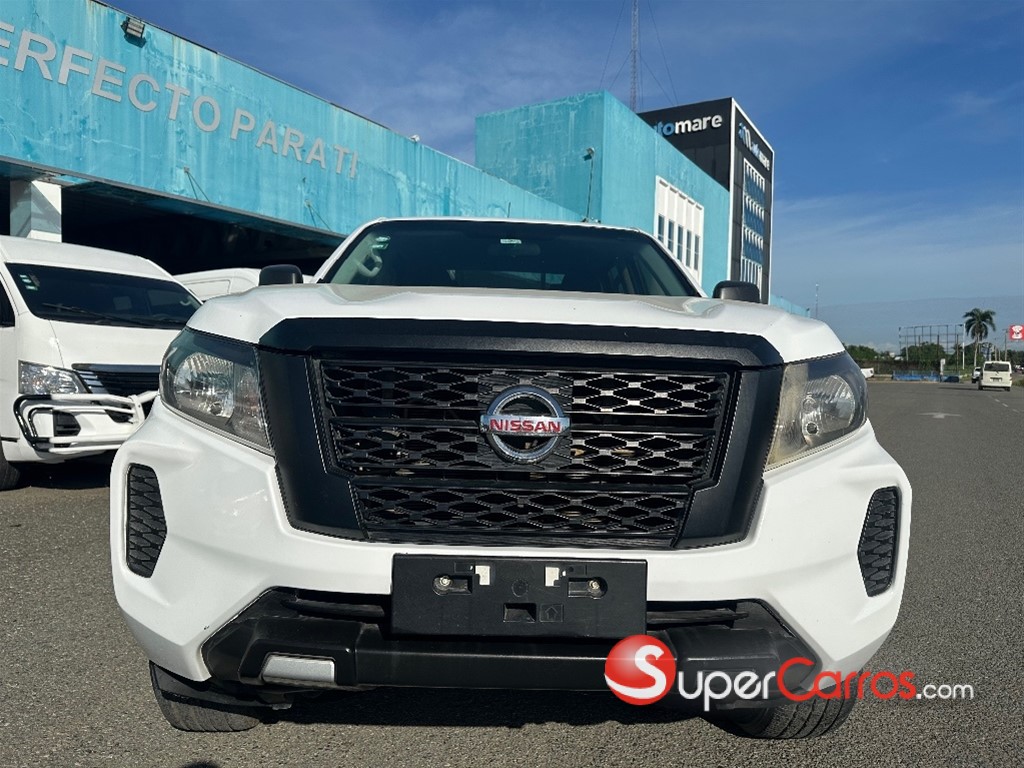 2022 Nissan Frontier S — foto 2 / 10